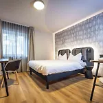 Ibis Styles 3* אאלן