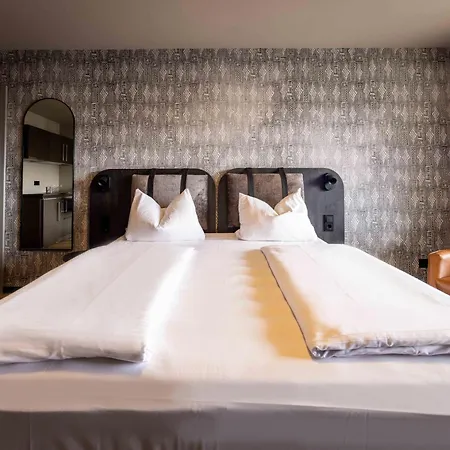 Ibis Styles 3*