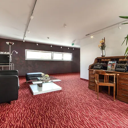 Ibis Styles 3*